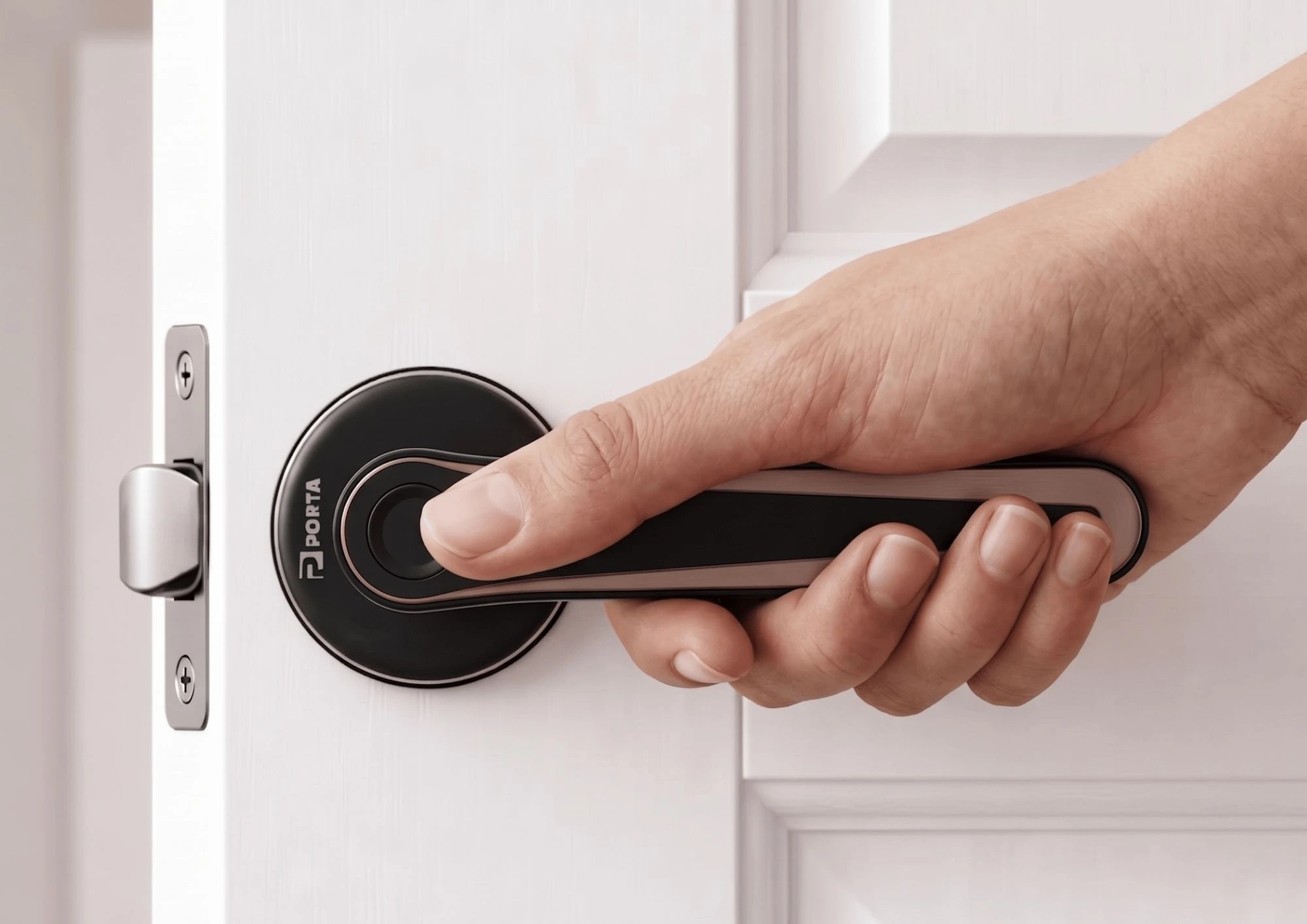 Close-up Porta Smart Lock PS0700 canggih yang memiliki fitur multi-user dengan kapasitas penyimpanan memori hingga 50 sidik jari